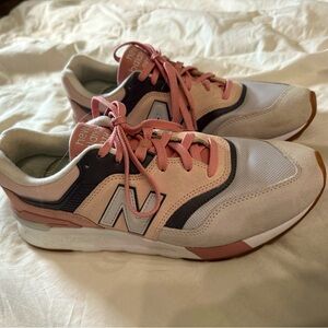 New Balance 997H size 10